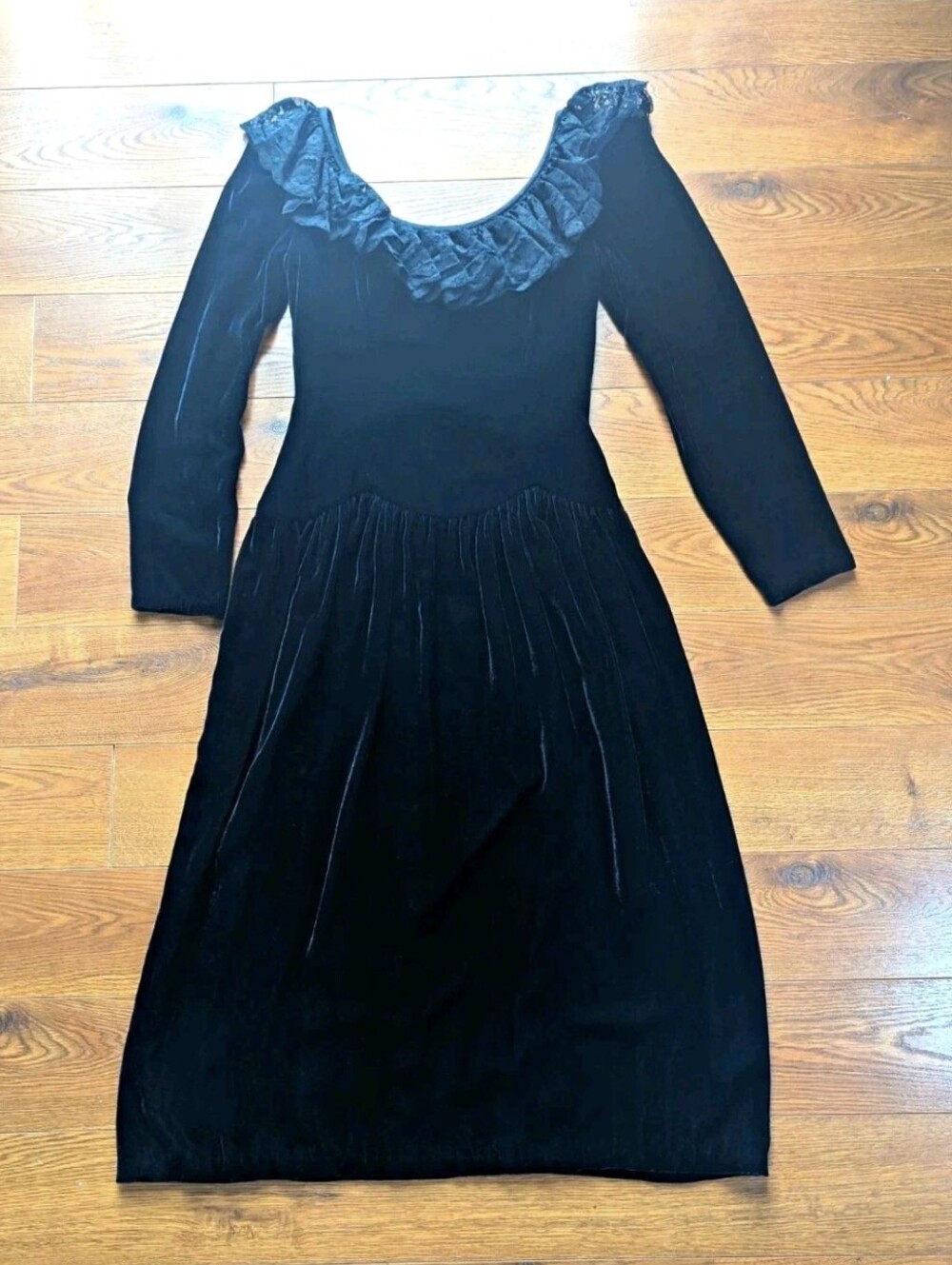Vintage Black Velvet Lace Dress Christine Forti For PD Int. Neiman Marcus 4